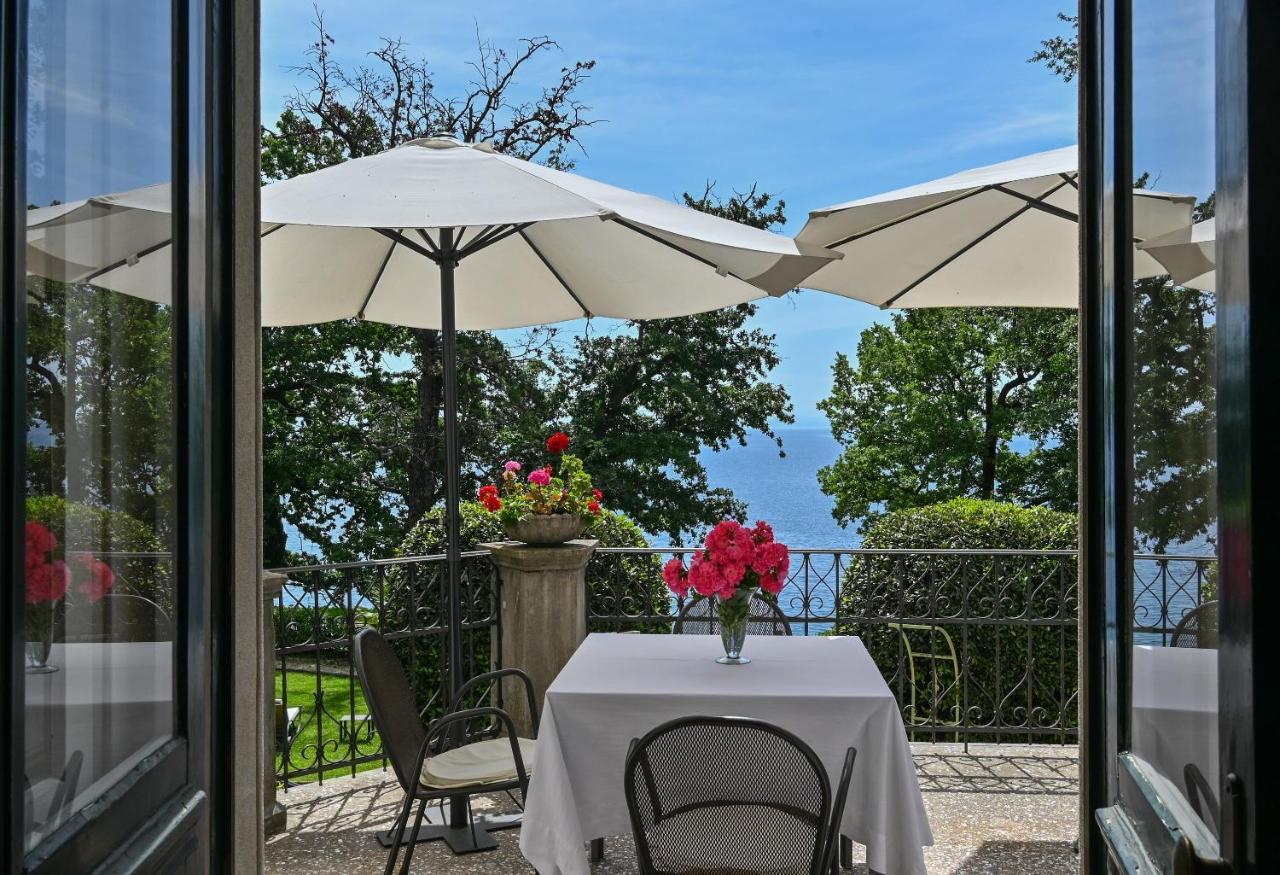 Hotel Villa Astra Lovran Exteriör bild